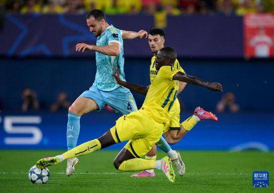 国际比赛日比利亚雷亚尔备战国王杯，内部沟通细节曝光，气氛紧张，轮换策略成焦点的简单介绍