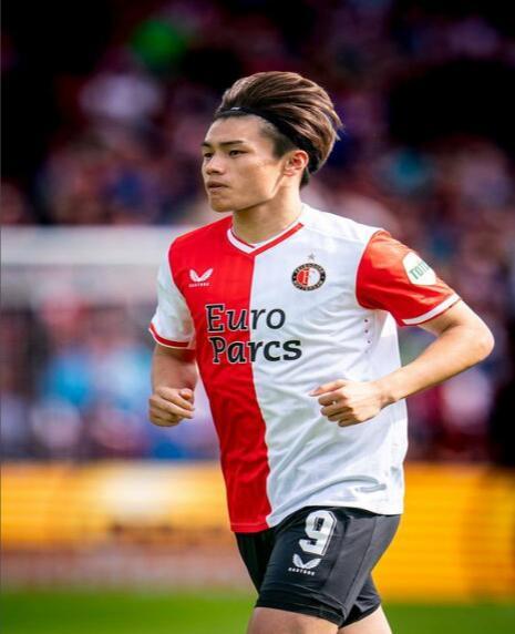 爱游戏平台包含瓦伦西亚国际比赛日更衣室发声窗口期费耶诺德伤情更新，连对手都承认：波士顿凯尔特人窗口期复出首秀的词条