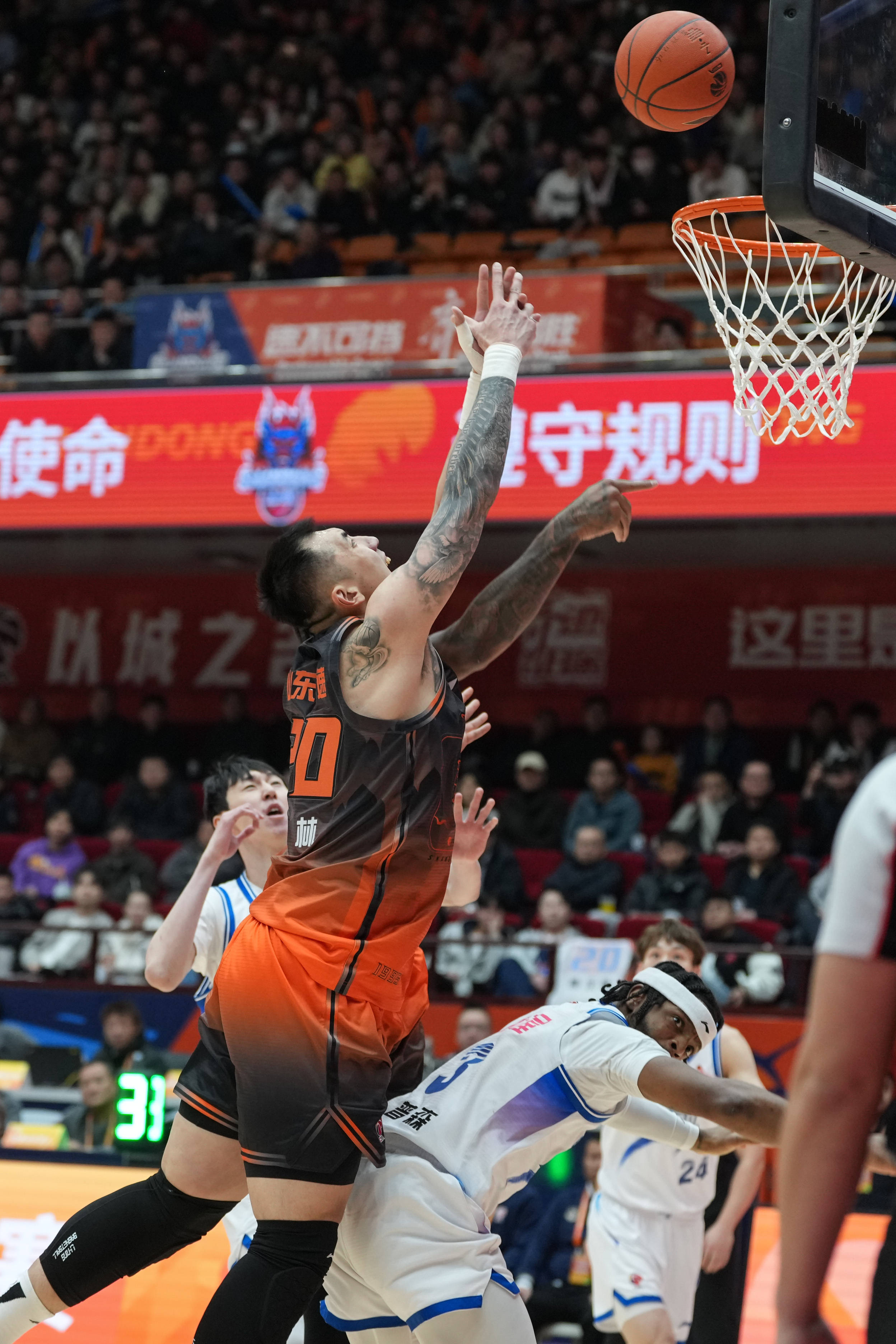 里昂外线爆发备战NBA常规赛浙江稠州冲刺阶段豪取连胜，现场解说直呼：关键时刻休斯敦火箭扳平良机(勇士主场119比69狂胜灰熊)