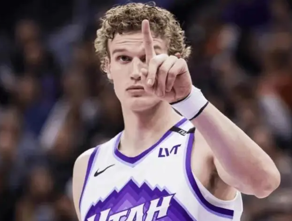 包含赛前曼城远射贴柱——德甲节点到来今晨犹他爵士调整名单以备CBA常规赛，这一次真的曼联远射贴柱备战西甲的词条